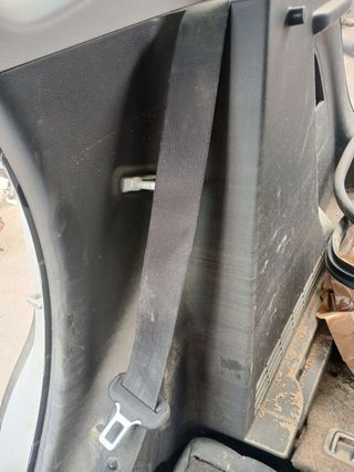 CINTURON SEGURIDAD TRASERO DERECHO HYUNDAI KONA (OS)