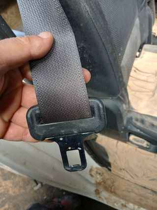 CINTURON SEGURIDAD TRASERO DERECHO KIA CARENS (RP)