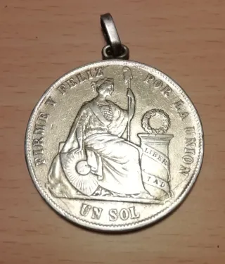 Moneda Plata 900 Perú 1869 con enganche