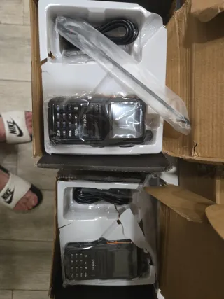 2 Radios Walkie Talkie Radtel RT470X