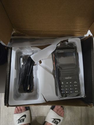 2 Radios Walkie Talkie Radtel RT470X