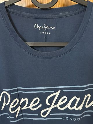 Camiseta Pepe Jeans azul talla S con pequeño aguje