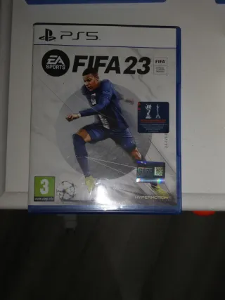 Lote 4 Videojuegos PS4/PS5: FIFA, NBA, PES