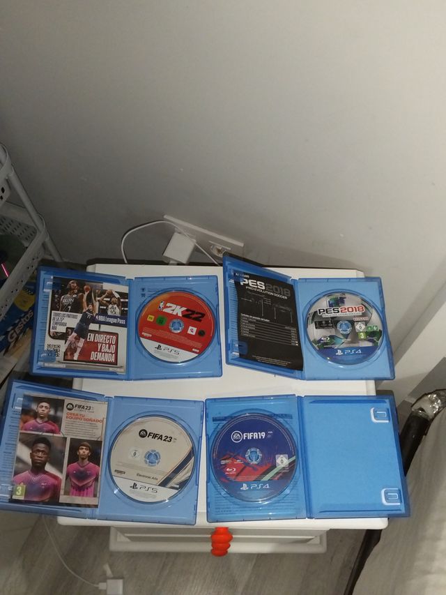 Lote 4 Videojuegos PS4/PS5: FIFA, NBA, PES