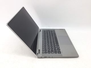 pc portatil lenovo 82hs