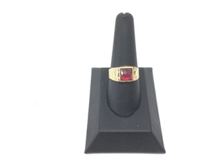 sello oro 18k con piedra con circonita