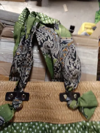 Bolso de paja y tela estampado