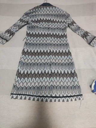 Vestido fiesta estampado con cordones