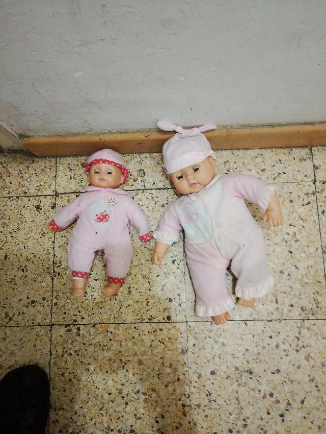 2 Muñecas Vintage Vestir Desvestir