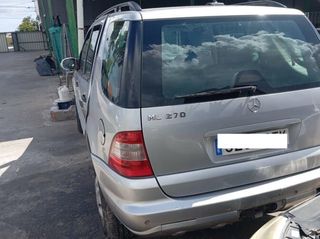 Cinturón seguridad trasero mercedes clase m 446710