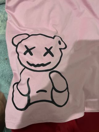 Camiseta rosa corta con osos