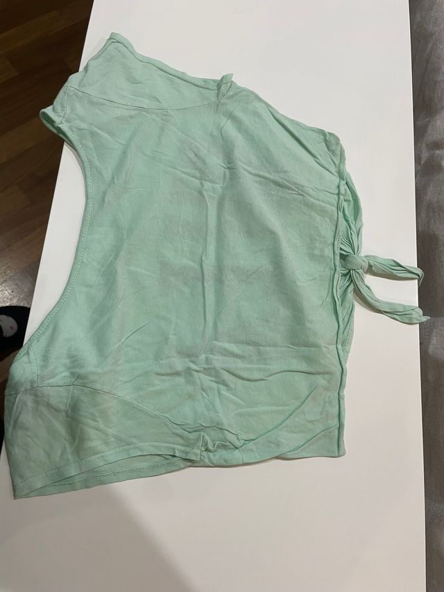 Top donna verde con scritta