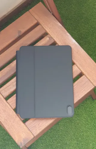 Funda con teclado iPad Air 11 pulgadas
