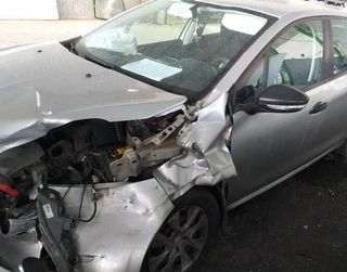 Cinturón seguridad tras der peugeot 208 253286