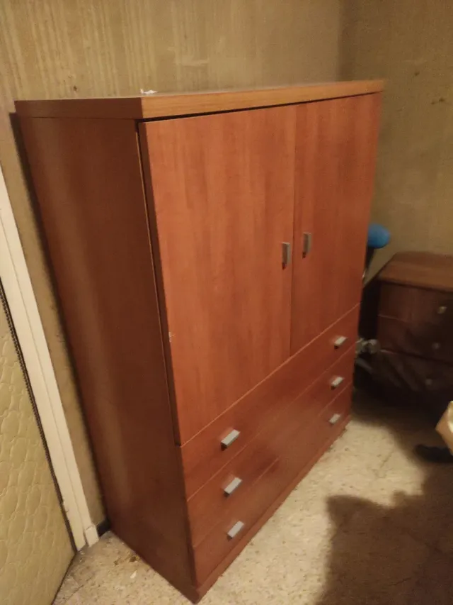 Armario 2 puertas y 3 cajones