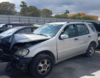 Mercedes 446711 cinturón seguridad trasero clase m