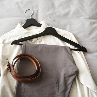 8 Perchas Madera Negras