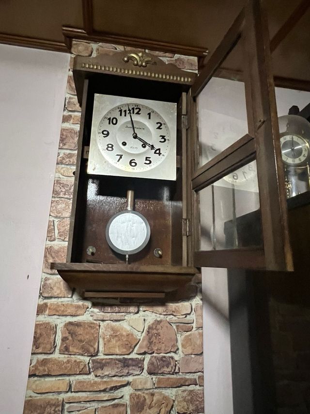 Reloj de pared antiguo Juan Maix Alcoy con péndulo