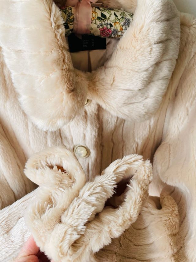 Abrigo de mujer de pelo nuevo talla L