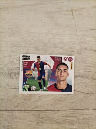 Lote 129 cromos Panini Liga Este 2025-26