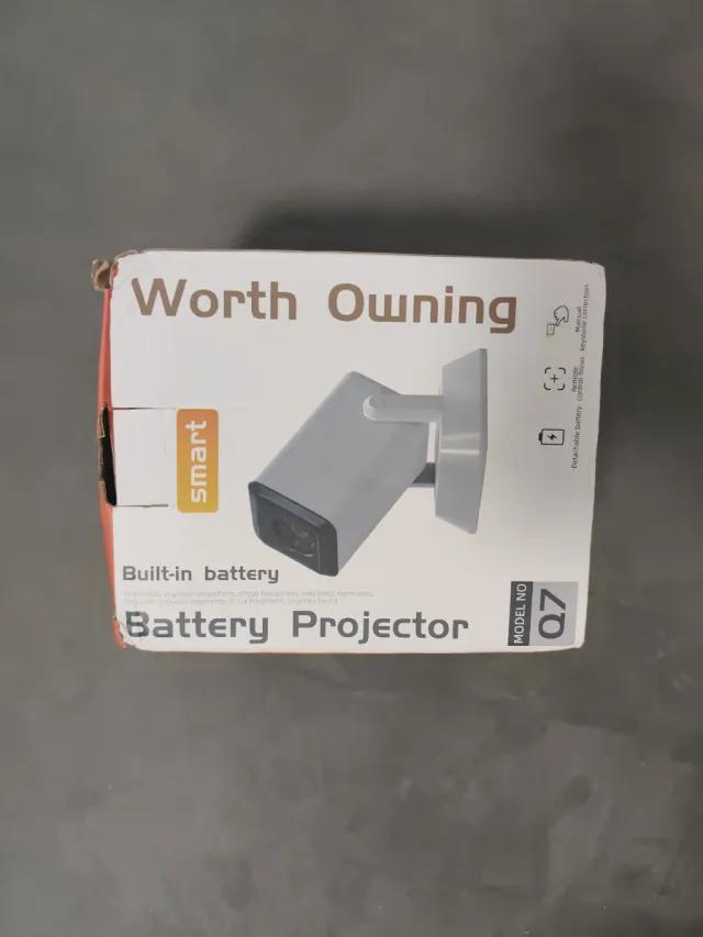 Mini proyector Worth Owning Q7. 