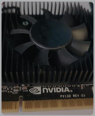 Tarjeta Gráfica EVGA NVIDIA GT 710