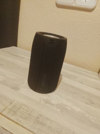 Altavoz negro