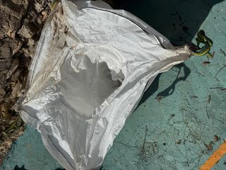 Sacos nuevos con cierre