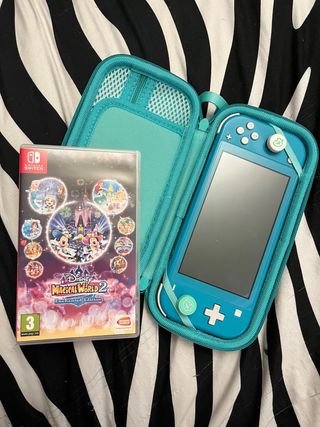 Nintendo Switch Lite con custodia e gioco