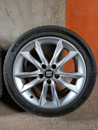 Llantas Audi con neumáticos