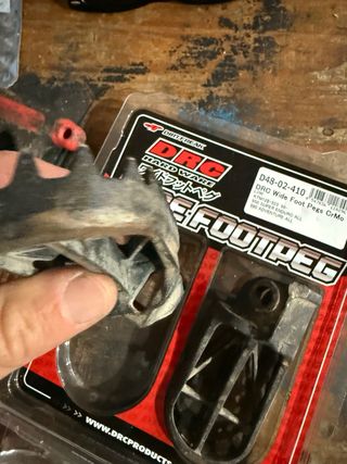 KTM Estriberas DRC D48-02-410 KTM Anchas KTM 690