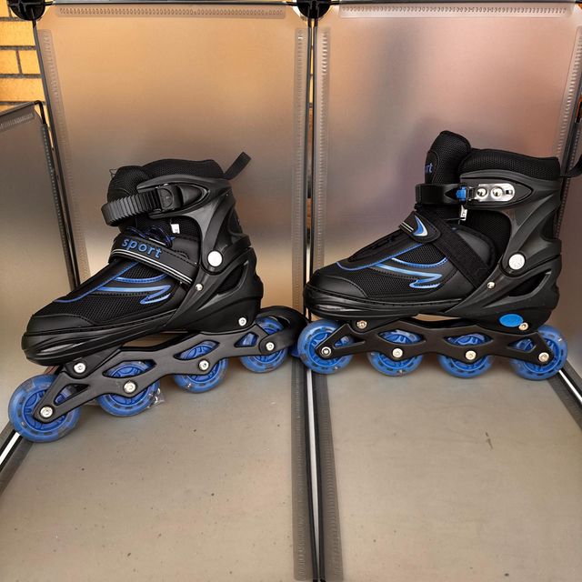 Pattini in linea neri e blu TG. L n°39-42