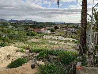 Casa a terminar 3500m2 con luz y agua