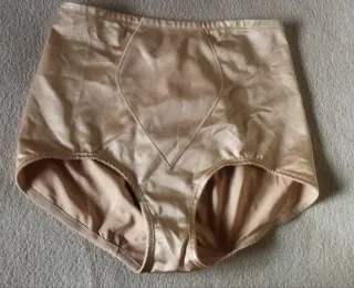 Braga faja Triumph Talla M Beige