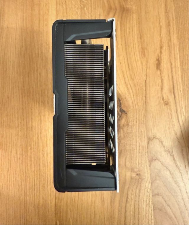 Sapphire RX570 Nitro+ 8GB Scheda Video