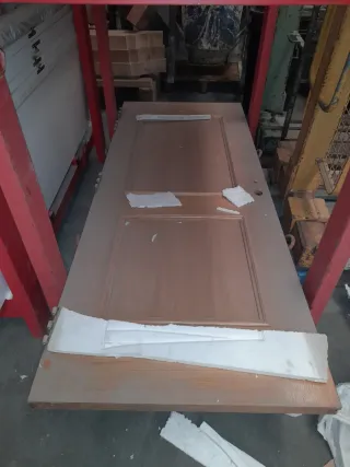 Puerta blindada madera
