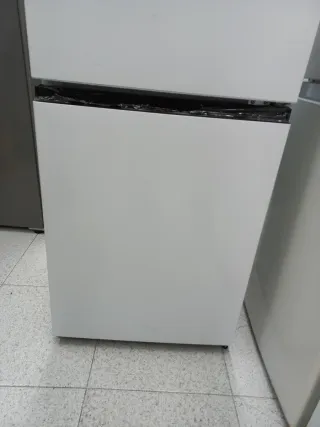 Nevera hansetic nueva con tara 1 año garantía