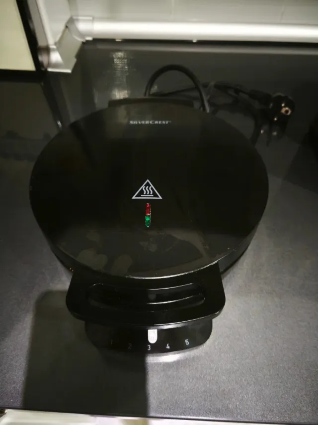 Freidora Jata 1L y Gofrera SilverCrest