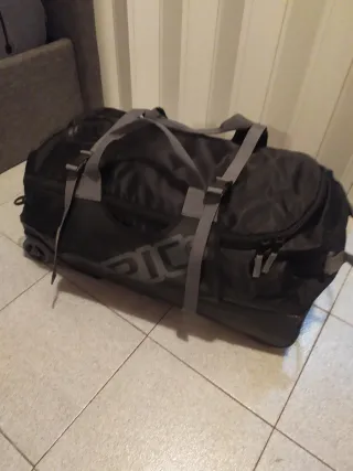 Bolso Maleta Negro y Gris con Ruedas