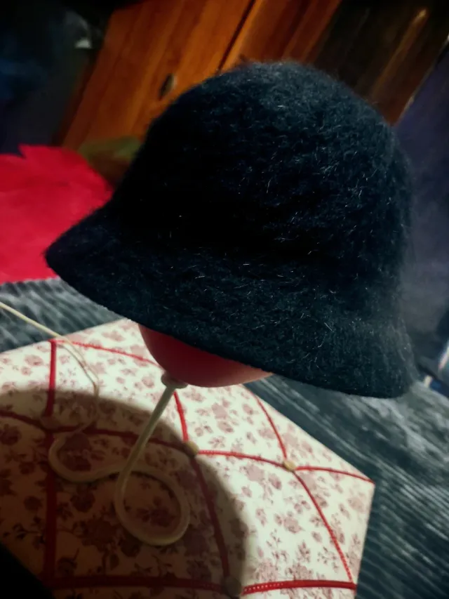 Sombrero negro de angora