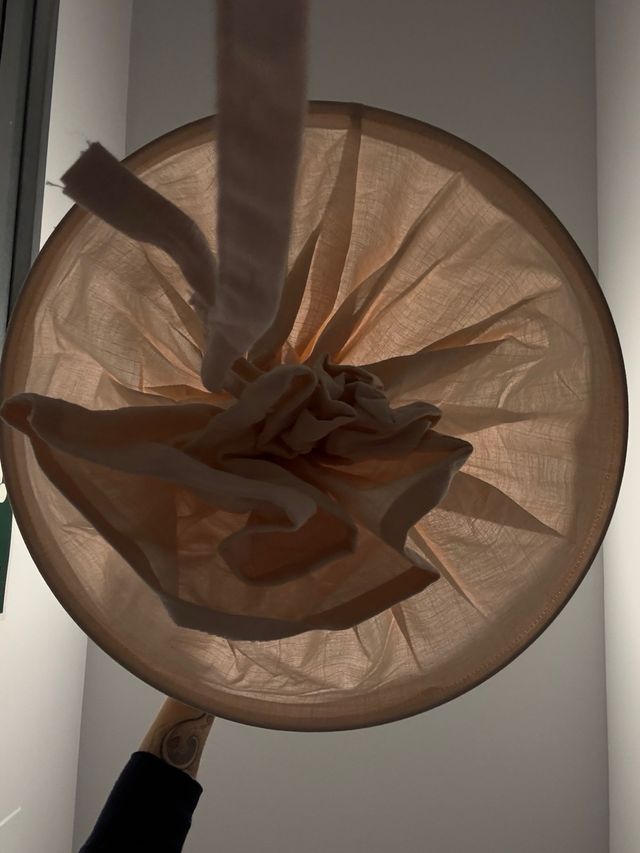 Lámpara de tela rosa