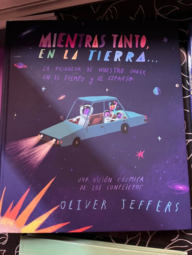 Mientras tanto en la tierra y estamos aquí