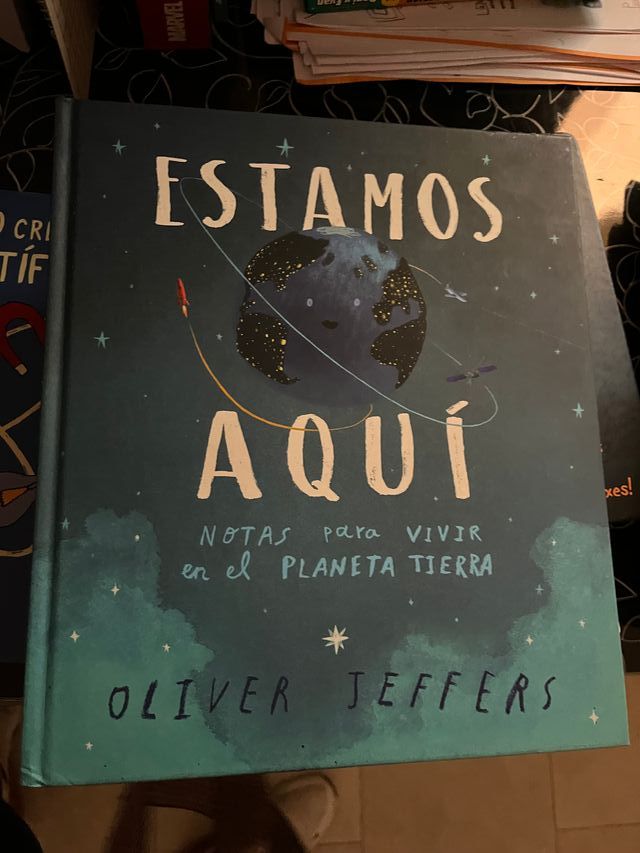 Mientras tanto en la tierra y estamos aquí