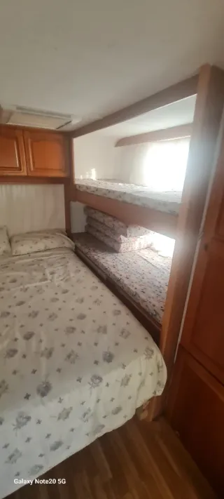 Caravana moncayo papeles españoles