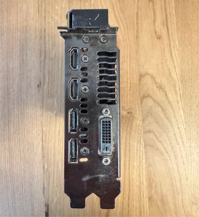 Scheda Video Asus RX 580 O4G 4GB GDDR5