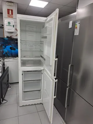 Nevera Siemens Blanca 2,cm con garantía 