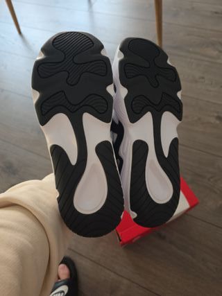 Zapatillas Nike Tech Era Talla 40.5 Nuevas