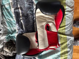 Guantes Muay Thai Top King 10 oz