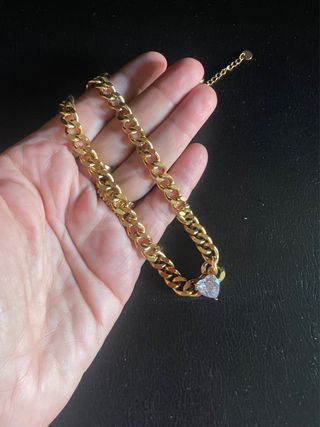 Collana con centrale cuore color acquamarina