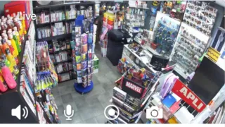 Traspaso librería papelería friki: cómics, funkos.